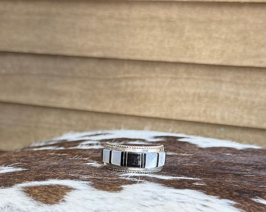 Inlay Black Onyx & Mother Of Pearl Ring *Native