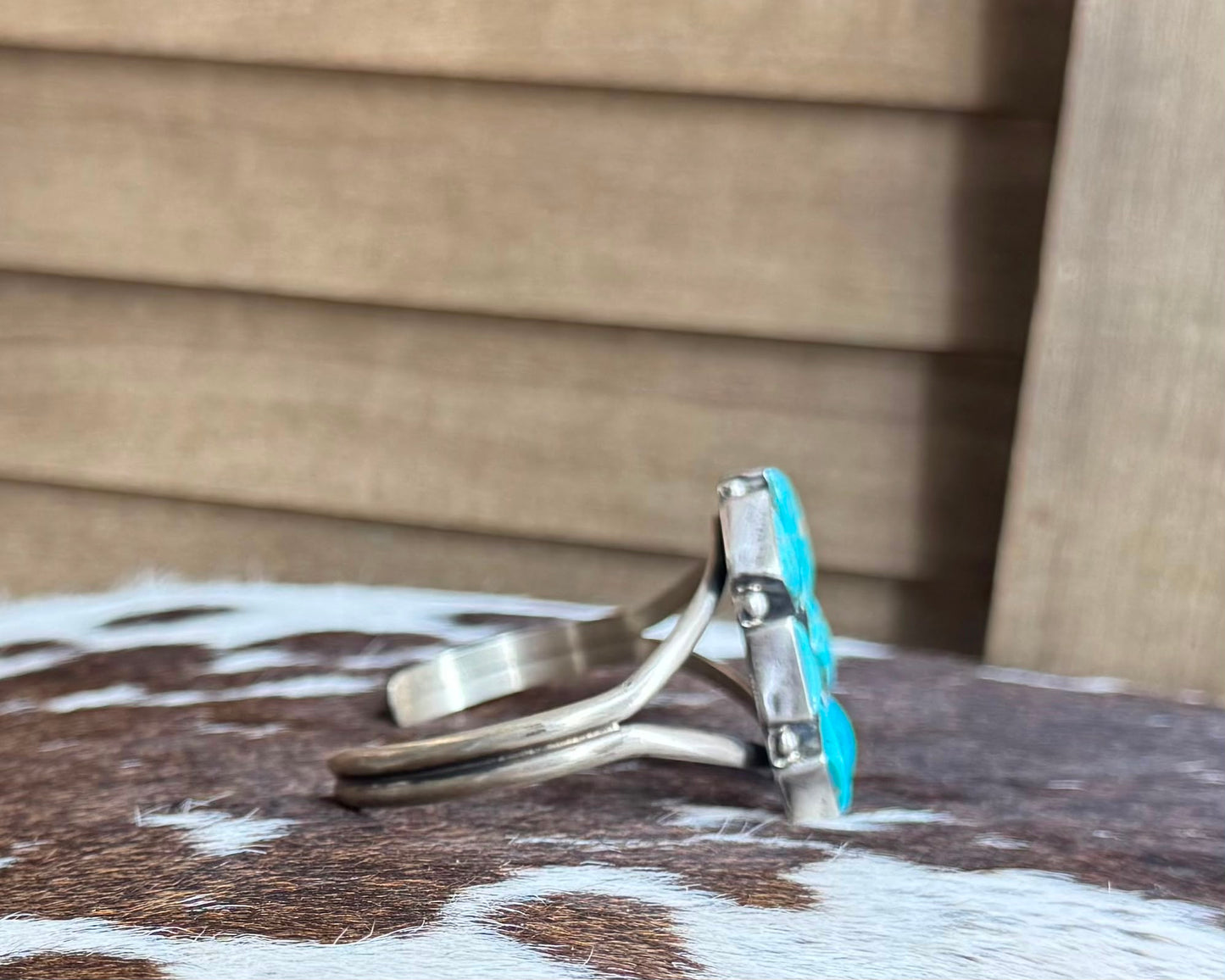 Kingman Naja Cuff *Native