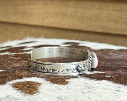 Pink Conch Bar Sterling Cuff *Native