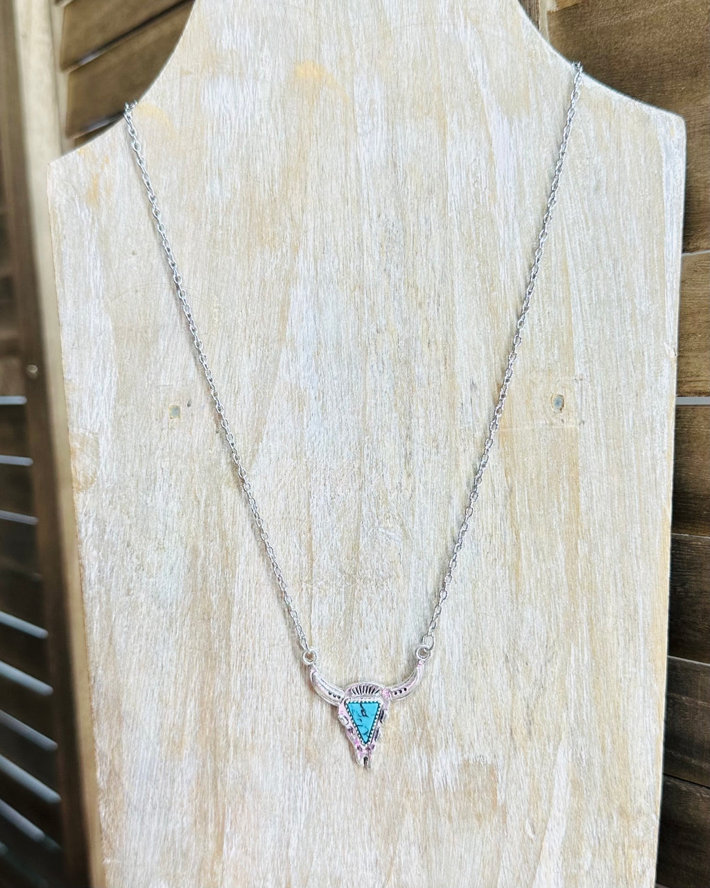 Long Horn Chain Necklace