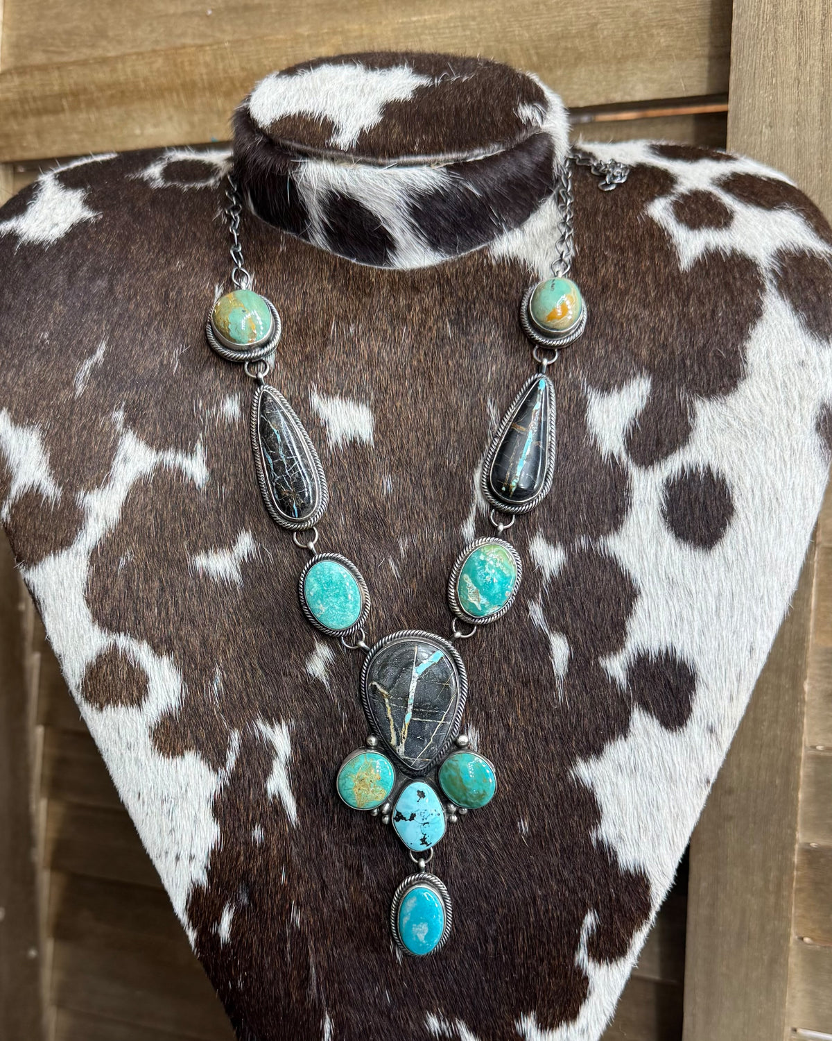 Multi Stones Lariat *Native