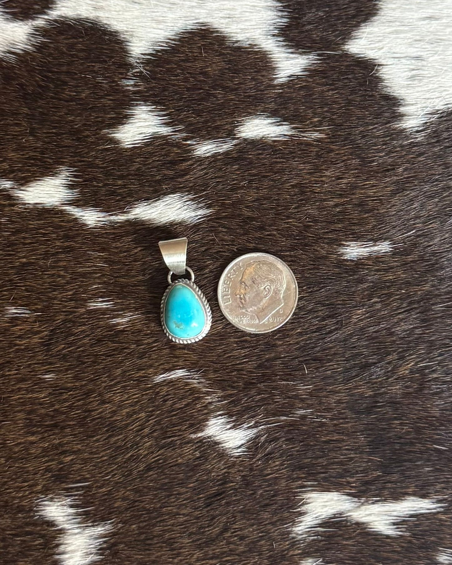Simple Dainty Turquoise Pendant *Native