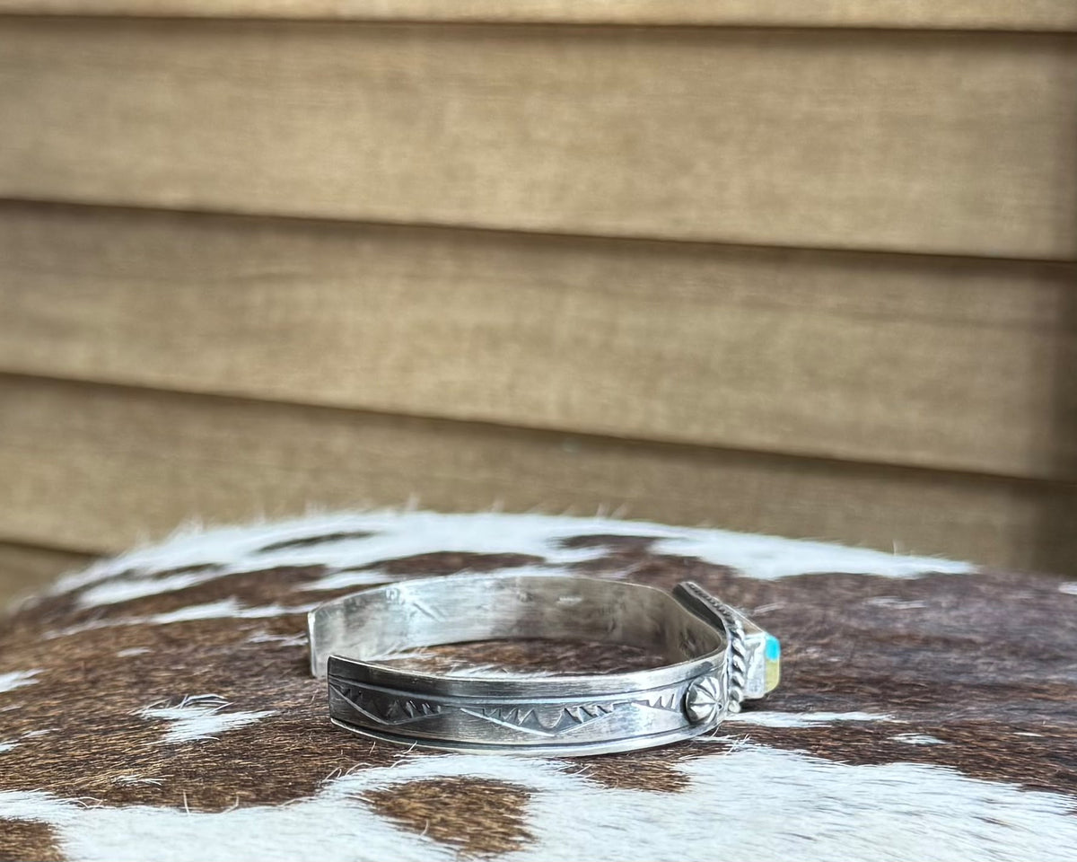 #8 Bar Cuff