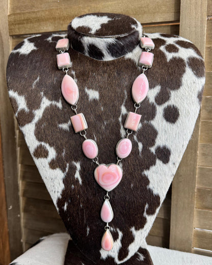 Pink Conch Heart Lariat *Native