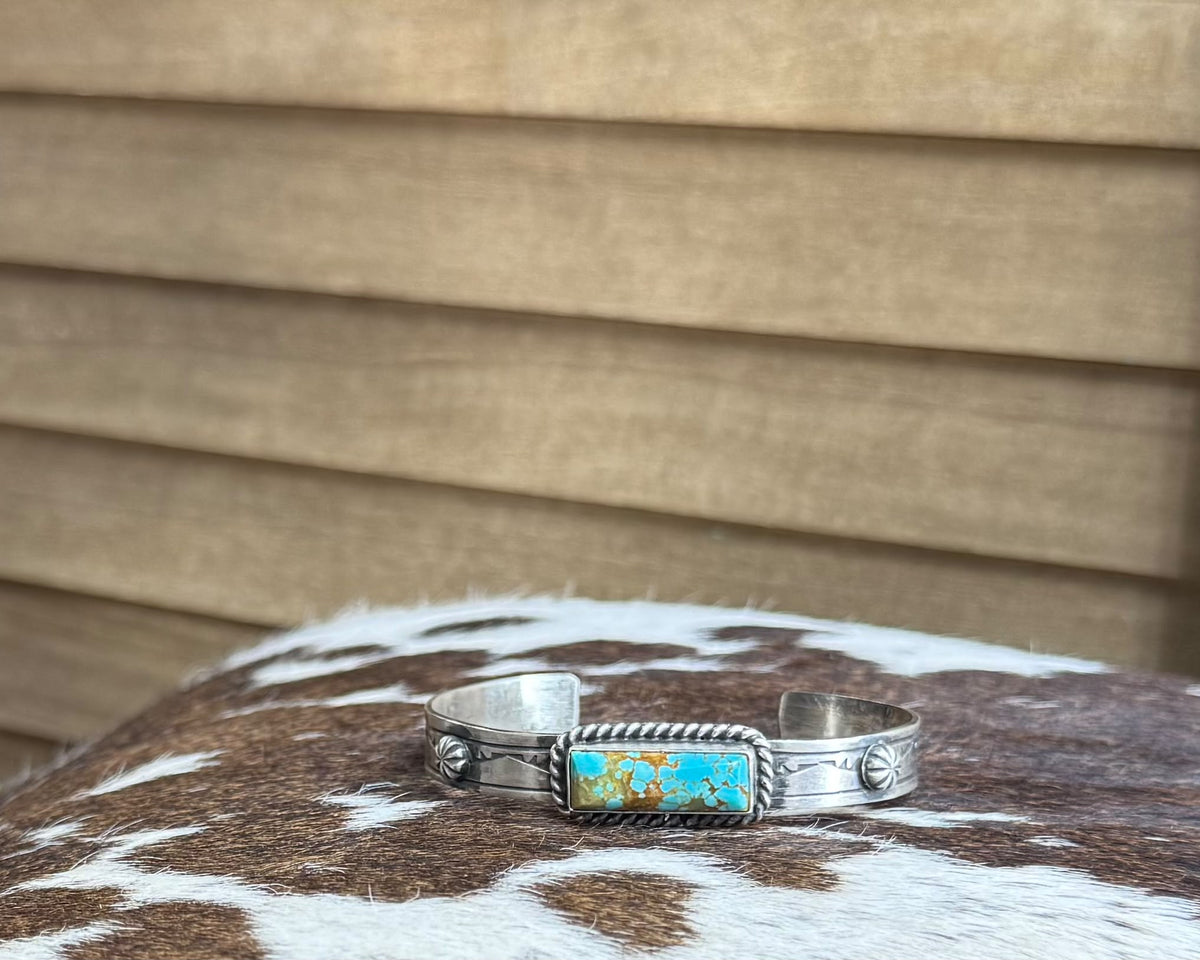 #8 Bar Cuff