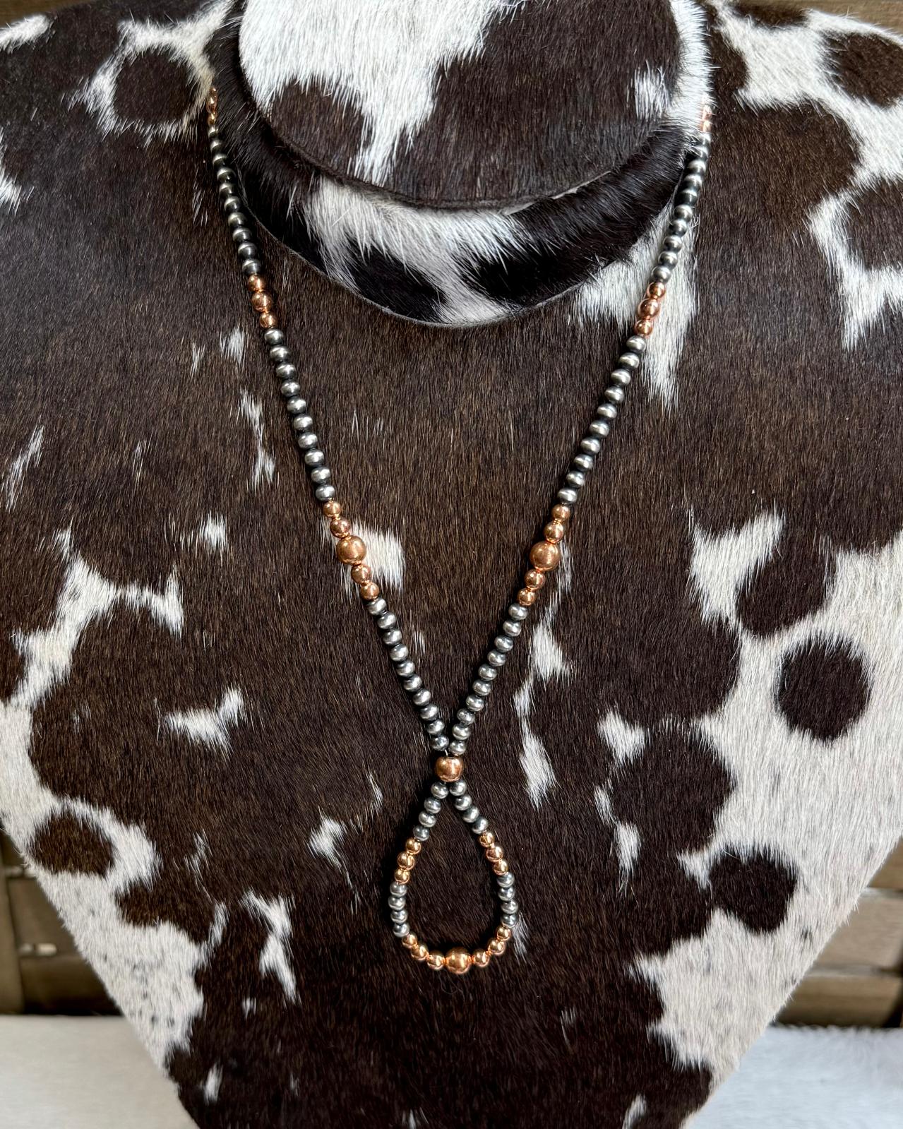 Pearl & Copper Loop Necklace