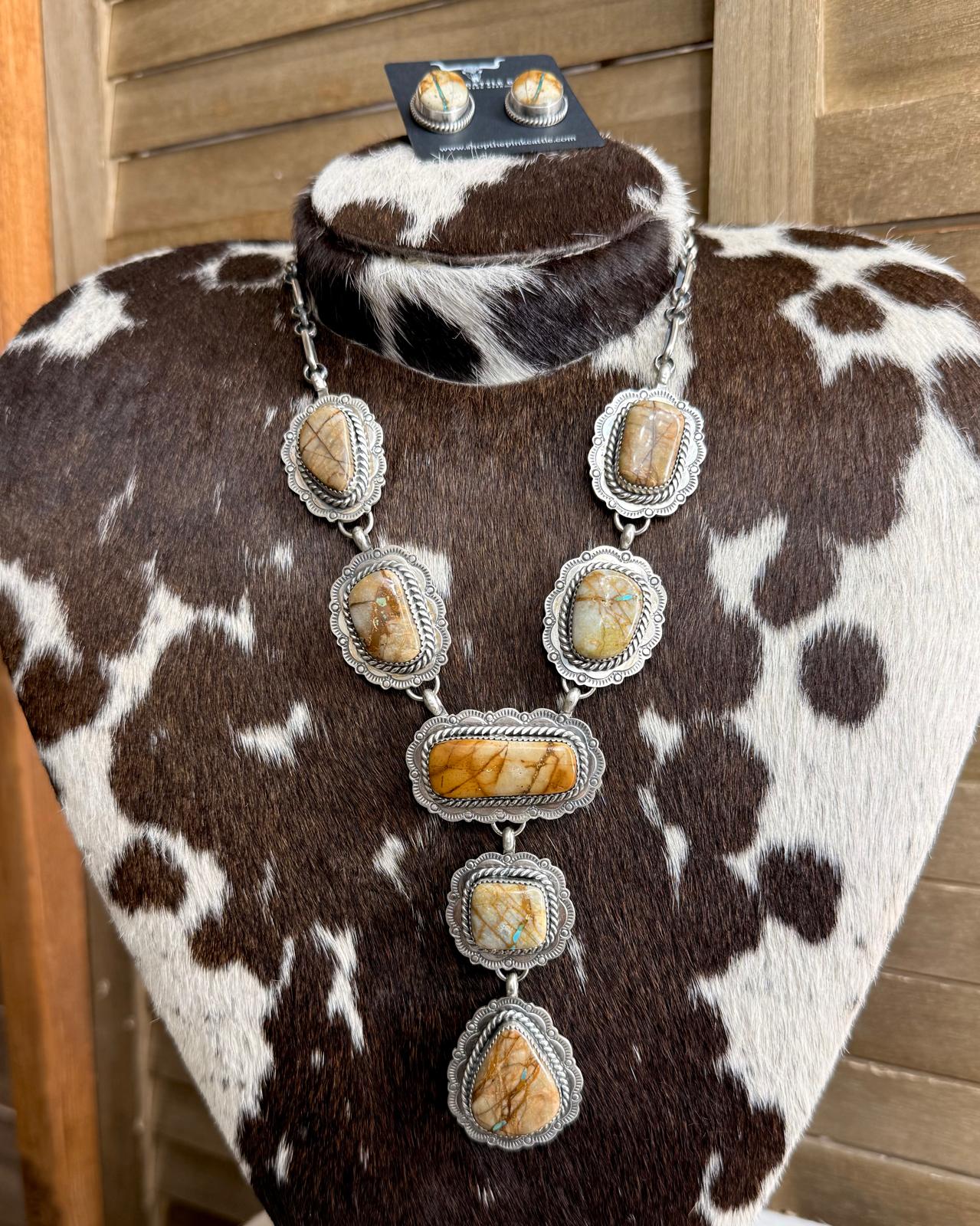 23” Royston Ribbon Lariat Set *Native