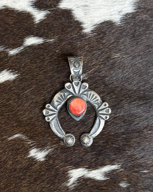 Naja Red Spiny Pendant *Native