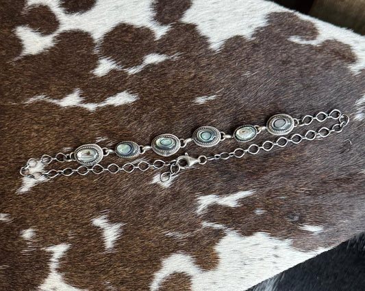 6 Stone Abalone Choker *Native
