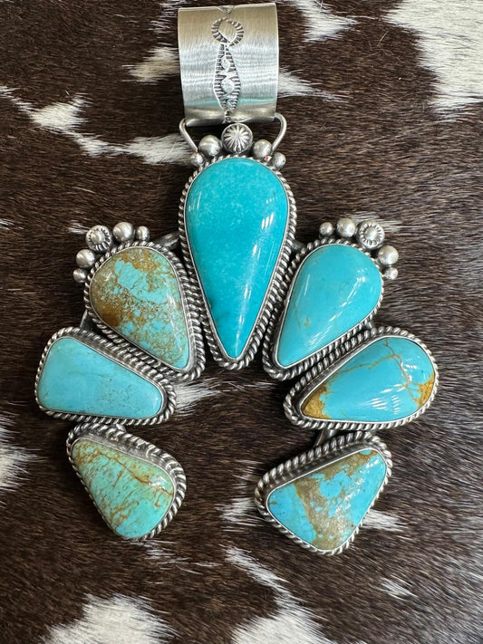 Chunky Naja Pendant *Native