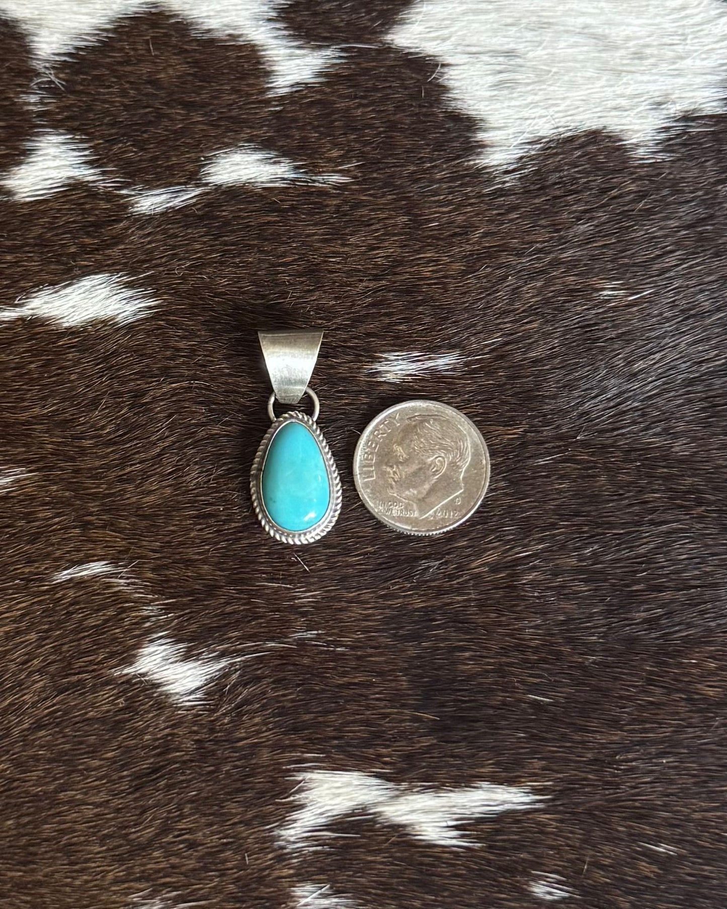 Simple Dainty Turquoise Pendant *Native