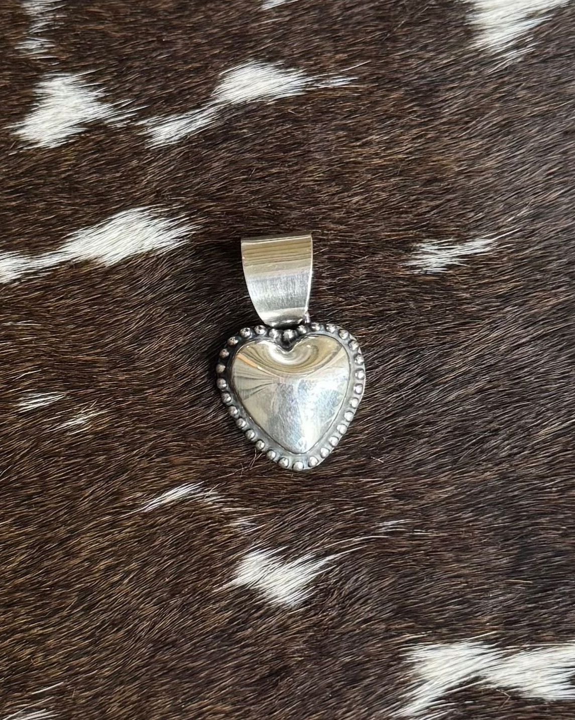 Sm Heart Puffy Pendant * Native