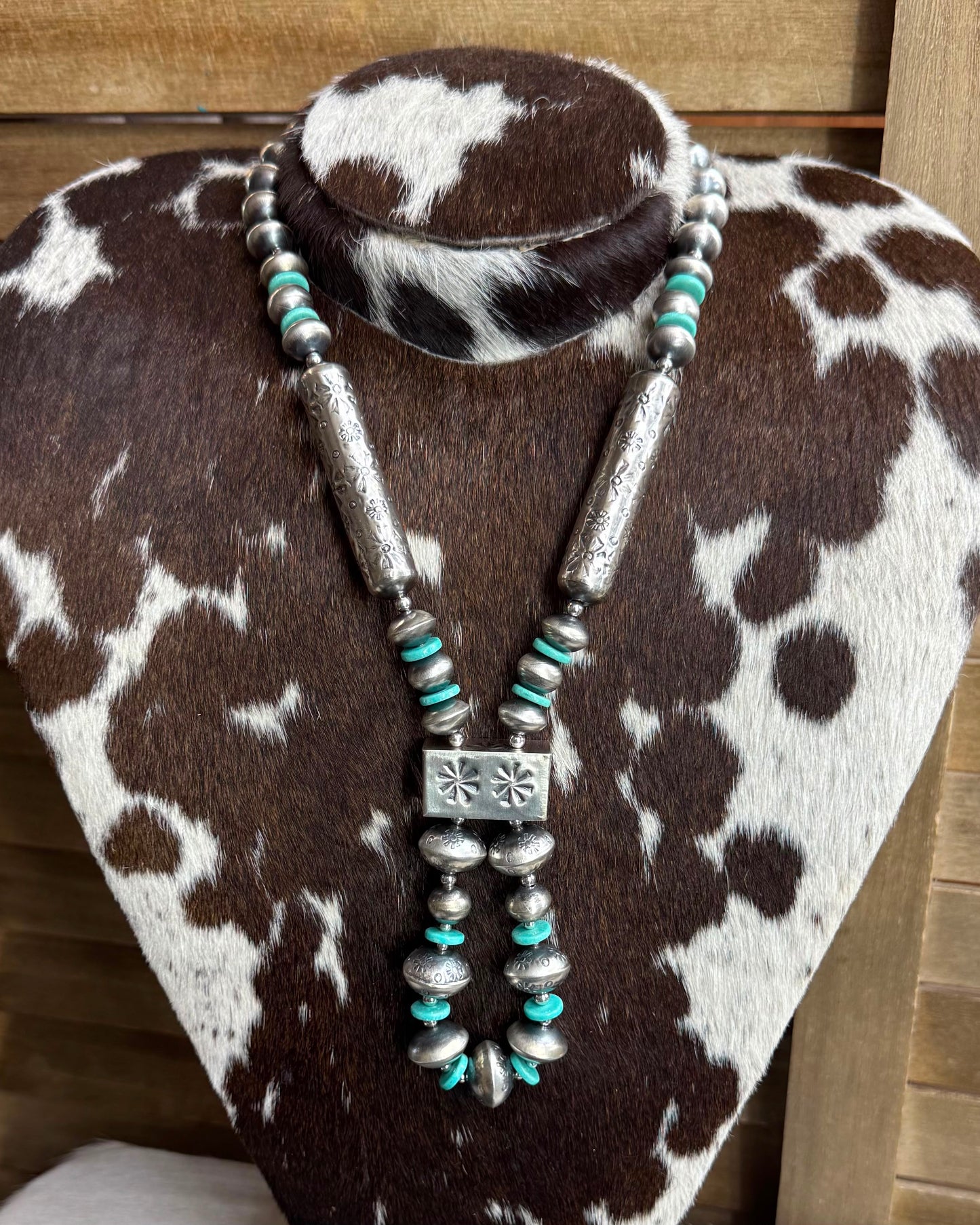 Navajo Barrel Jacla Pearl Necklace *Native