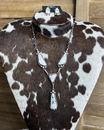White Buffalo Lariat *Native