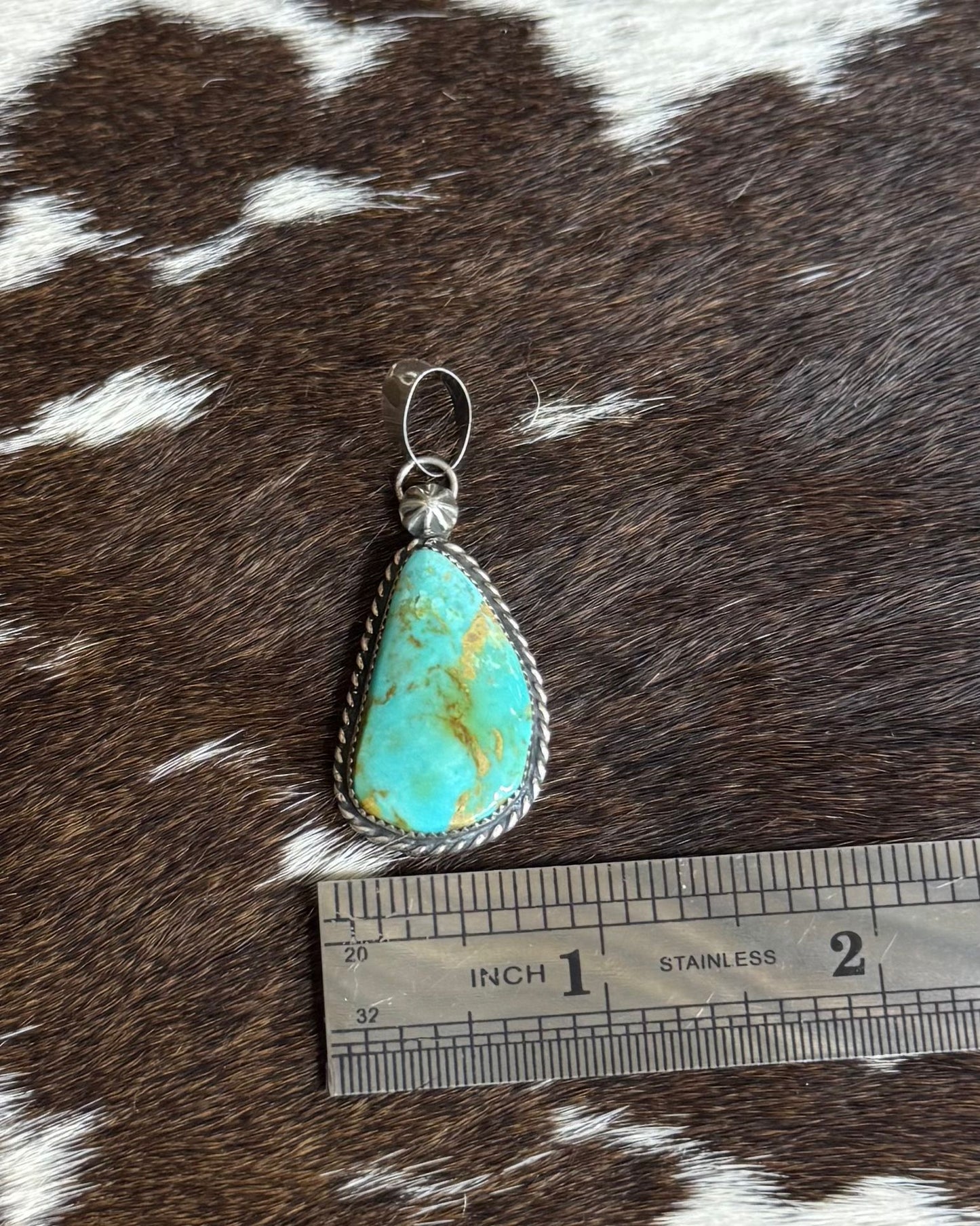 Simple Kingman Pendant *Native