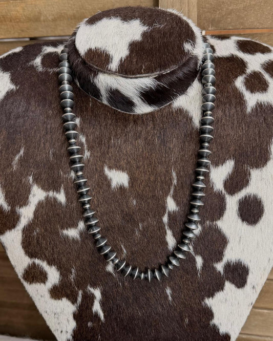 22” Chimey Butte 10mm Saucer Pearls