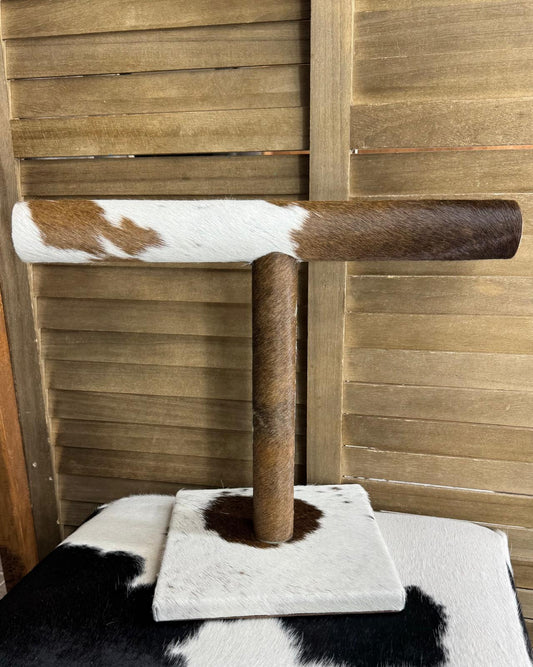 Brown Bracelet Cowhide Display