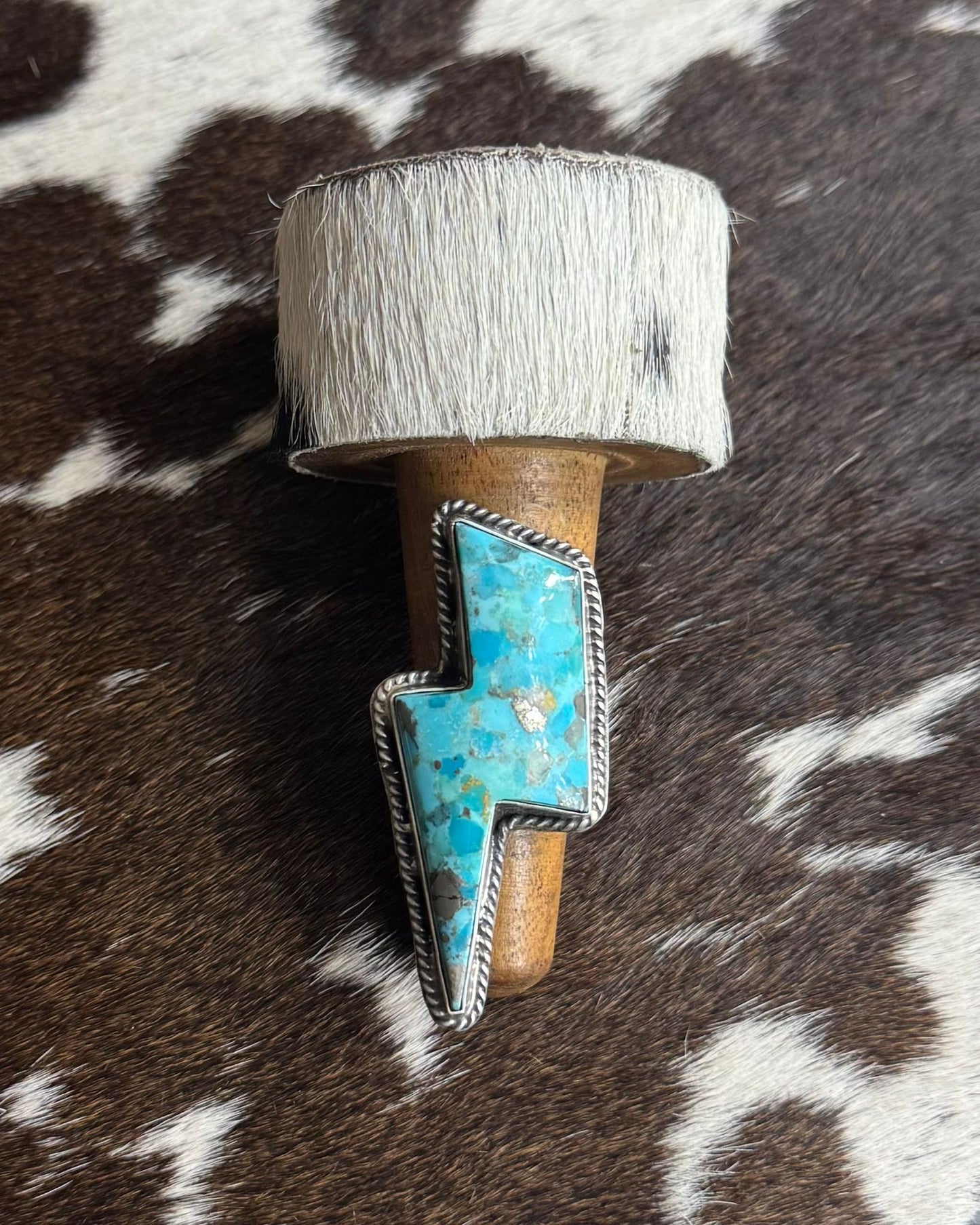 Lightning Bolt Ring *Native