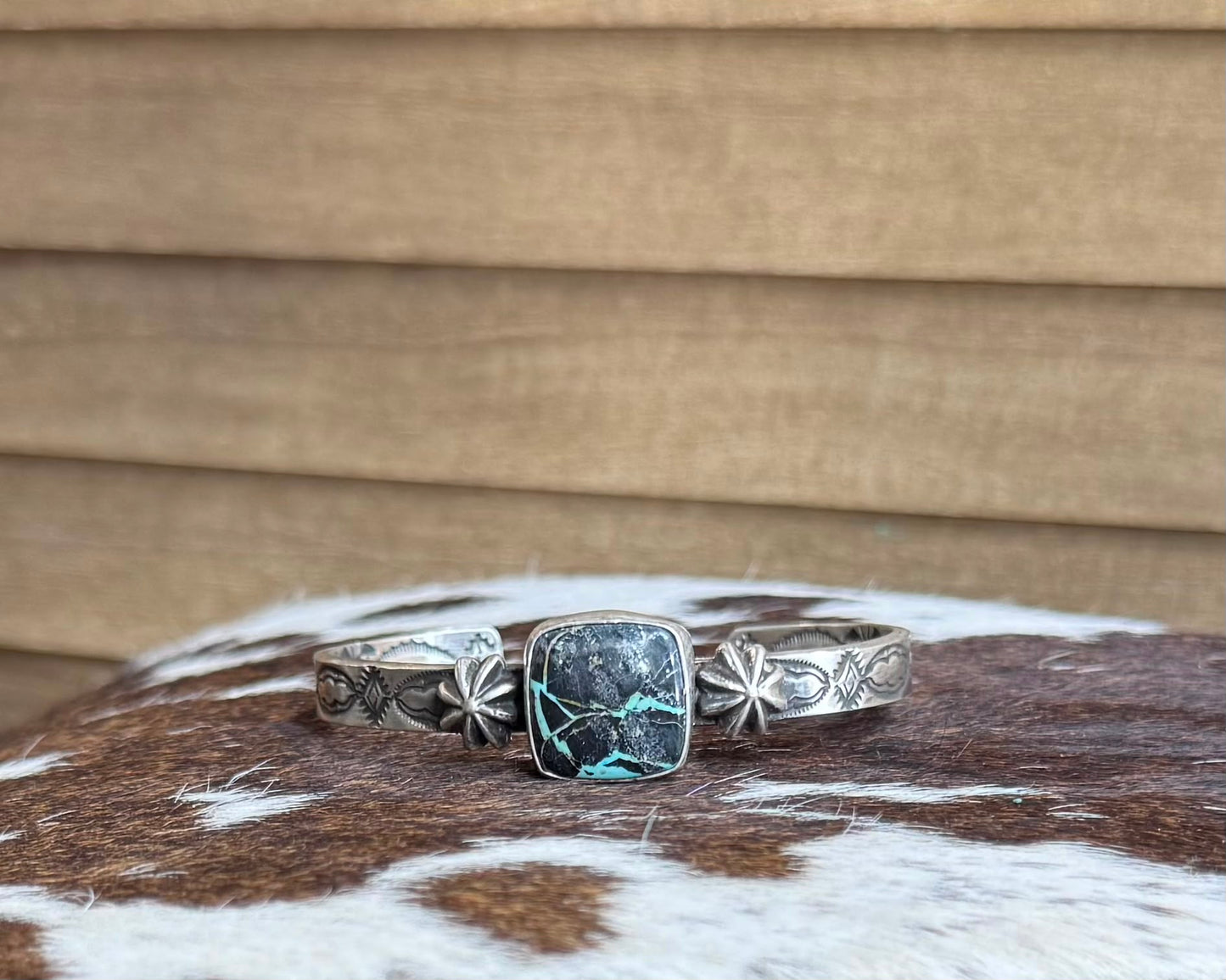 Black Jack Starburst Cuff *Native