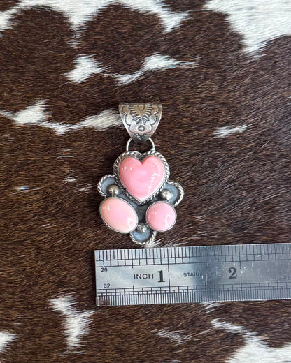 Pink Conch 3 Stone Heart Pendant *Native
