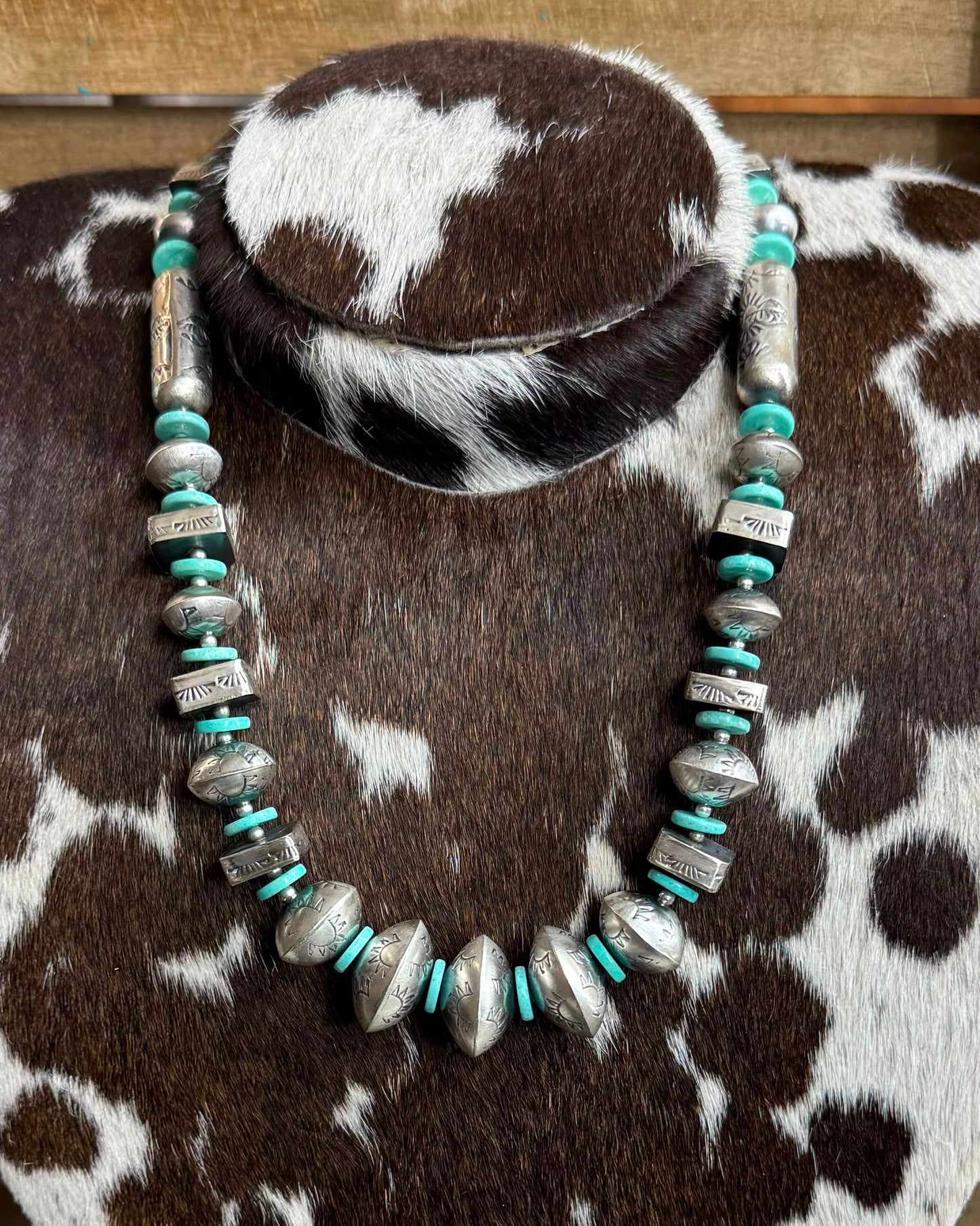 Navajo Barrel Pearls *Native