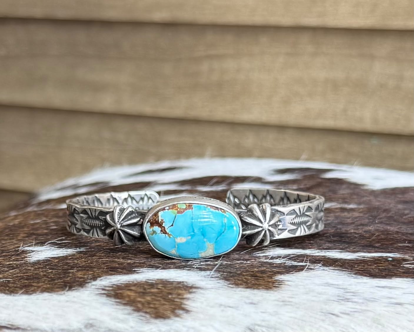 Royston Starburst Cuff *Native