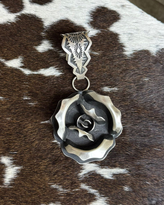 L.Tahe Rose Pendant *Native
