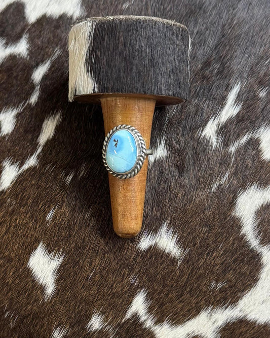 Golden Hills Adjuatable Simple Ring *Native