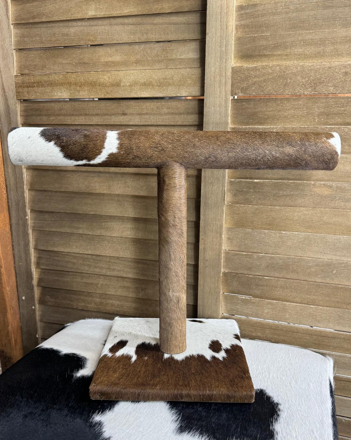 Brown Bracelet Cowhide Display