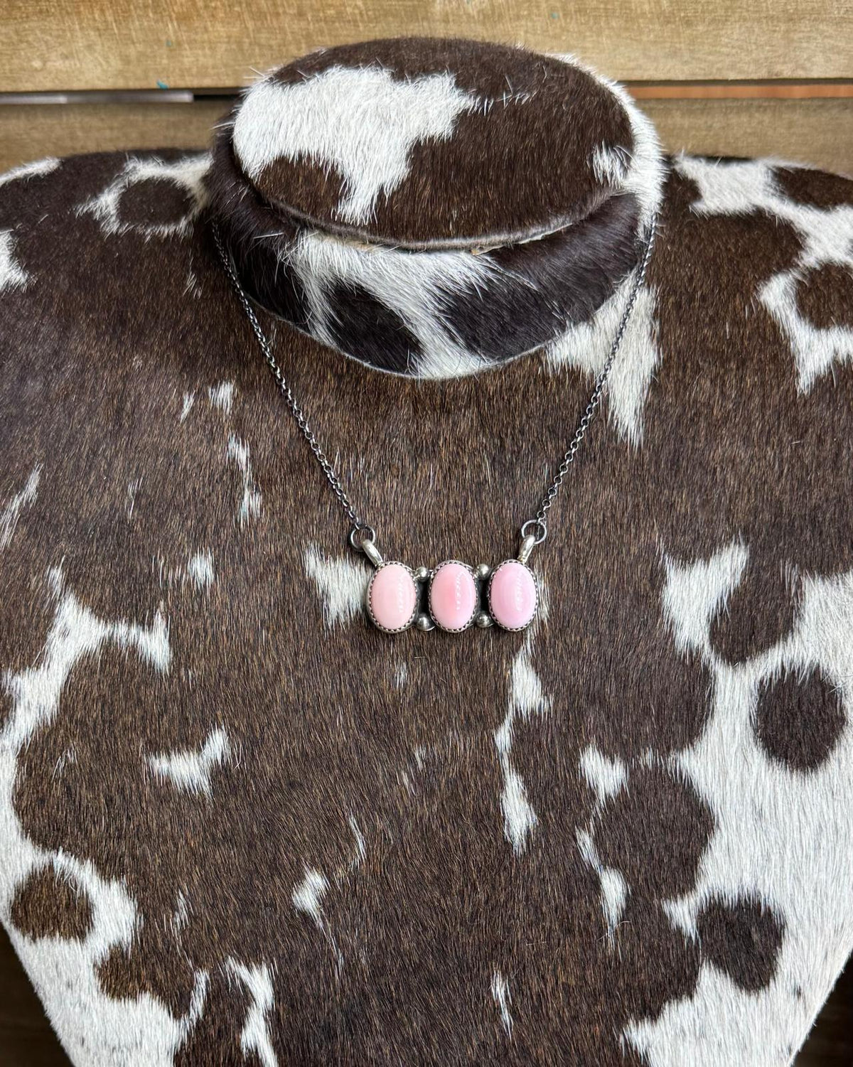 3 Stone Pink Conch Necklace *Native