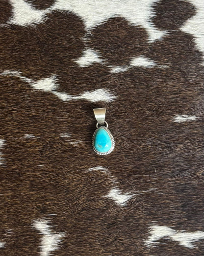 Simple Dainty Turquoise Pendant *Native