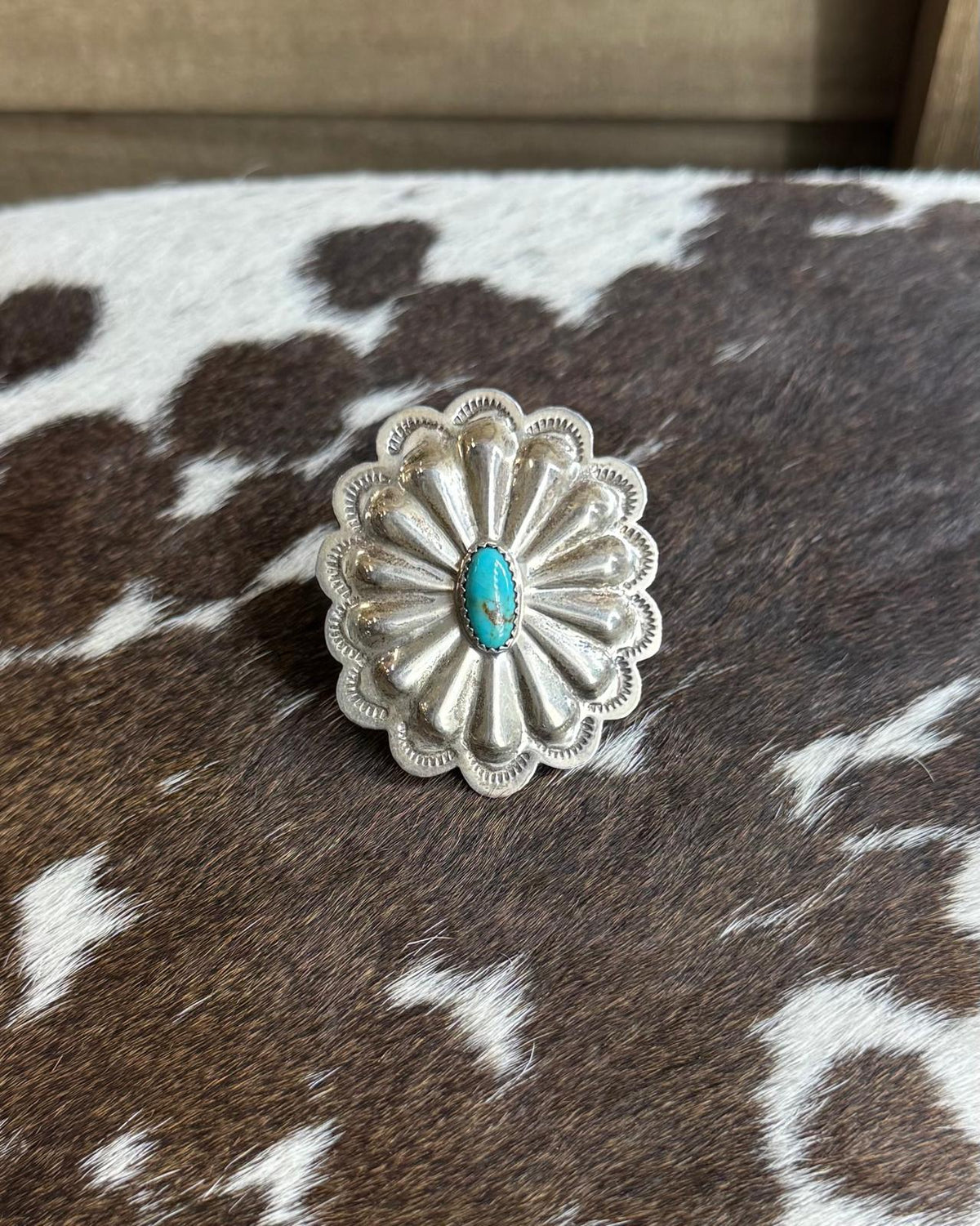 Sz 10 Round Concho Ring *Native