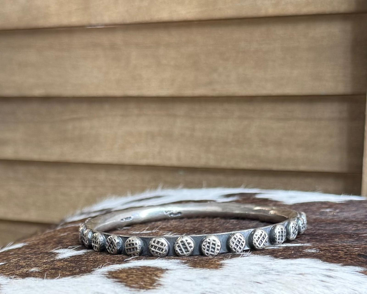 All Silver Waffle Bangle *Native