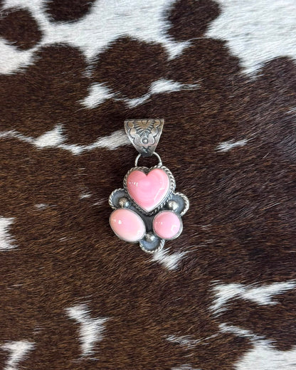 Pink Conch 3 Stone Heart Pendant *Native