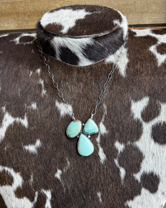 19" 3 Stone Cluster Necklace *Native