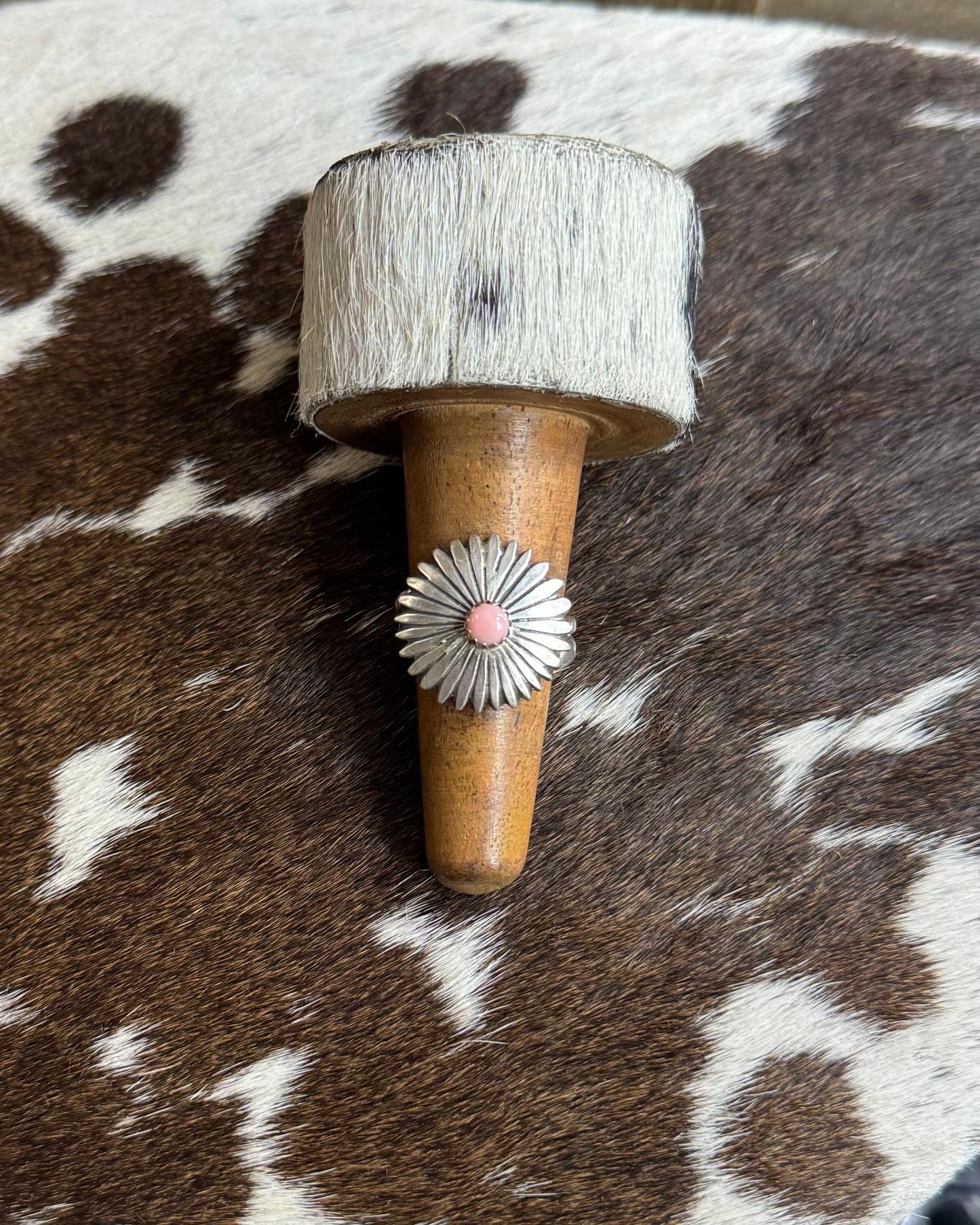 Sunburst Pink Conch Adj Ring *Native
