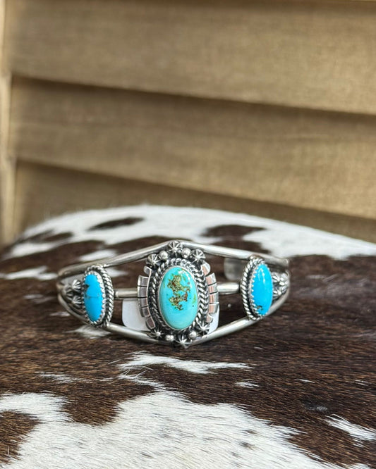 Kingman 3 Stone Cuff *Native