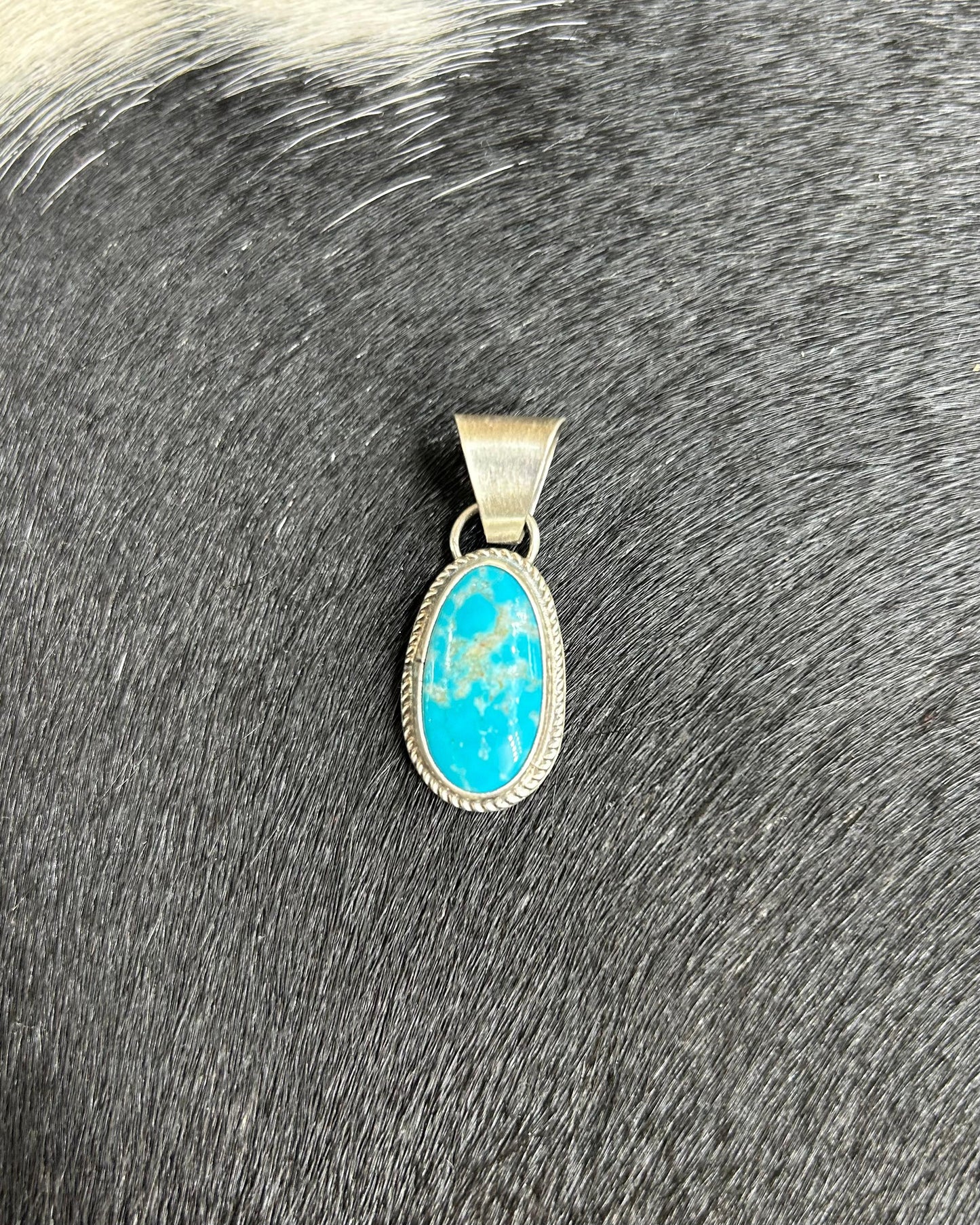 Dainty Simple Pendant *Native