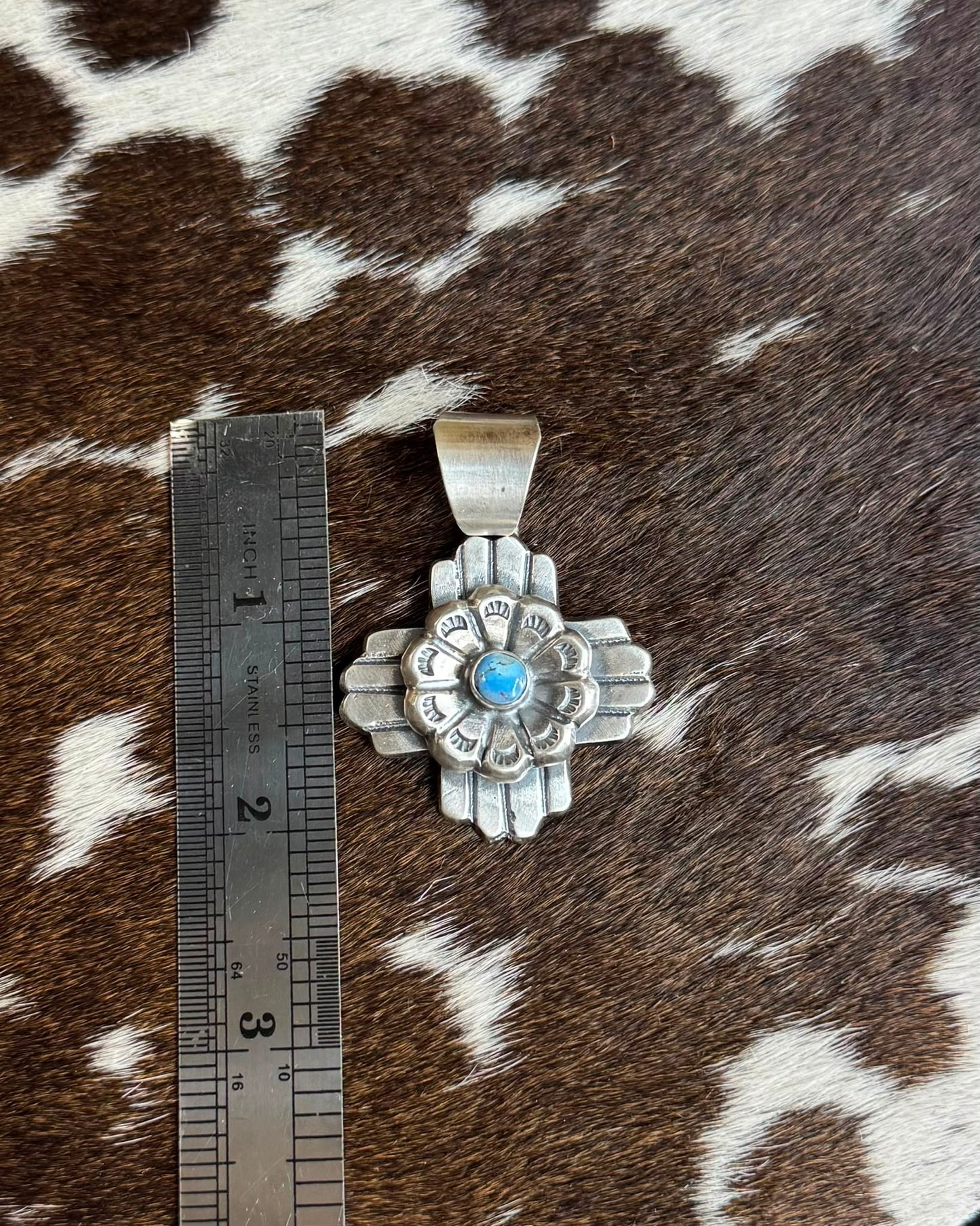 Golden Hills Flower Cross Pendant *Native
