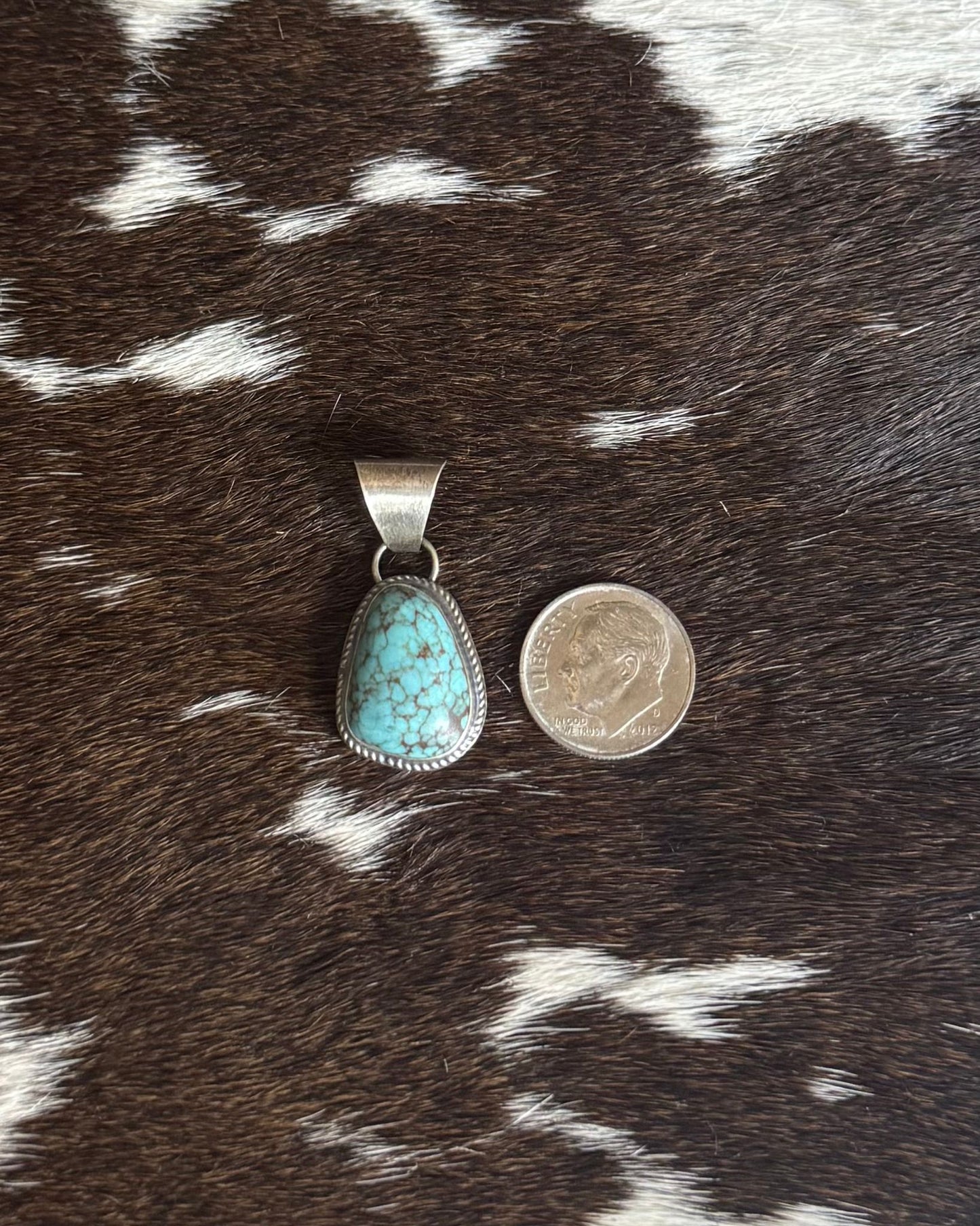 Simple Dainty #8 Pendant *Native