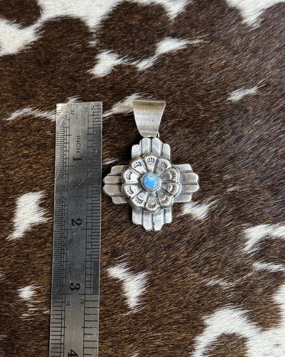 Chimney Butte Golden Hills Cross Flower Pendant *Native