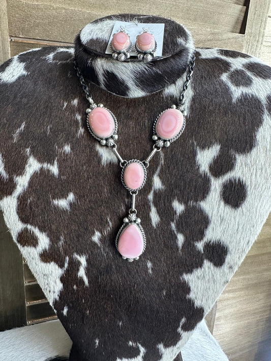 Pink Conch Lariat Statement Set *Native