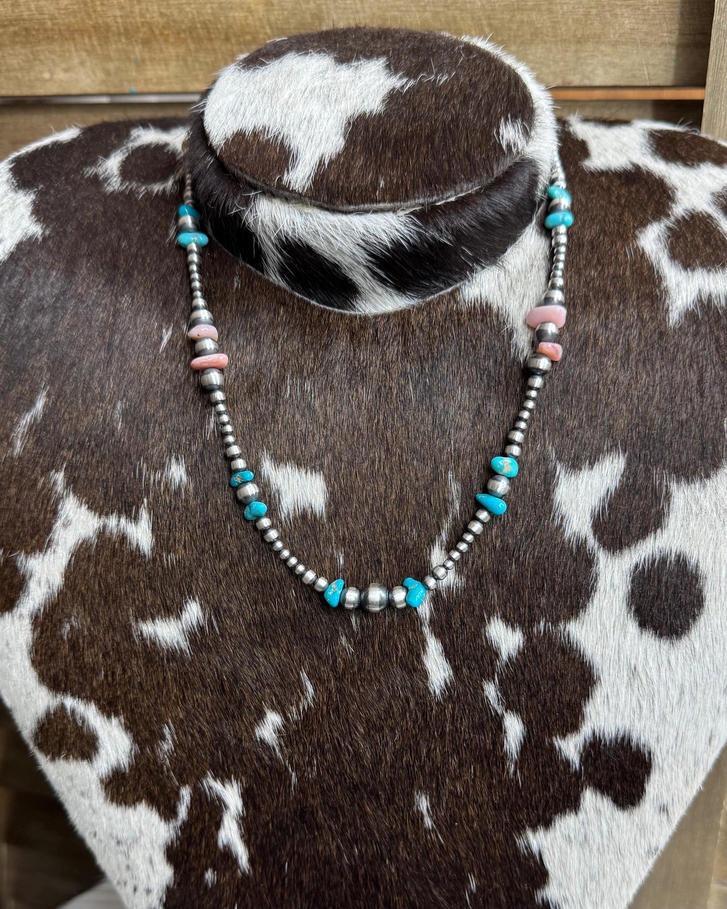 18" Turquoise & Pink Conch Pearl Necklace