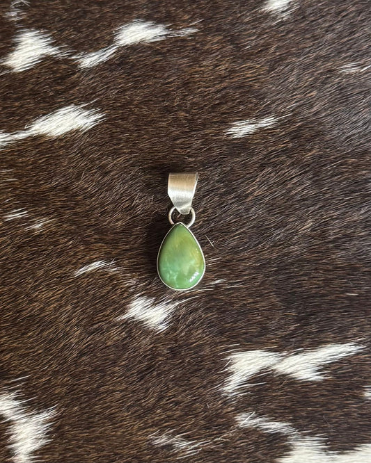 Simple Dainty Green Pendant *Native