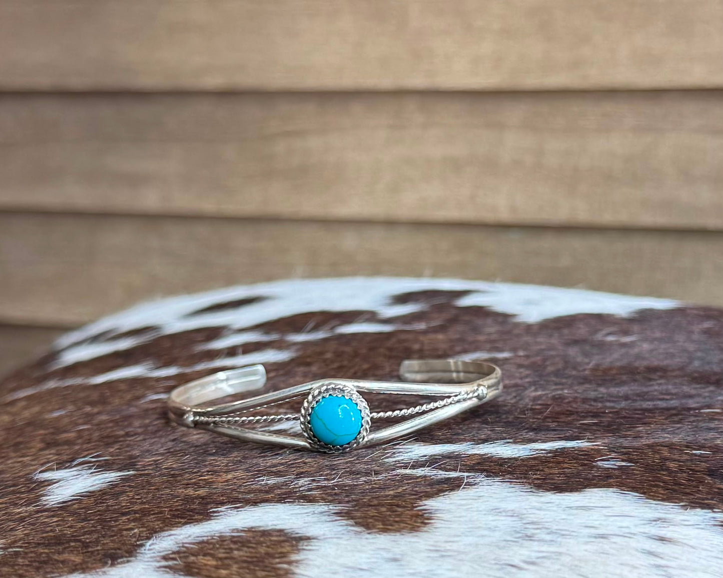 Turquoise Strand Cuff *Native