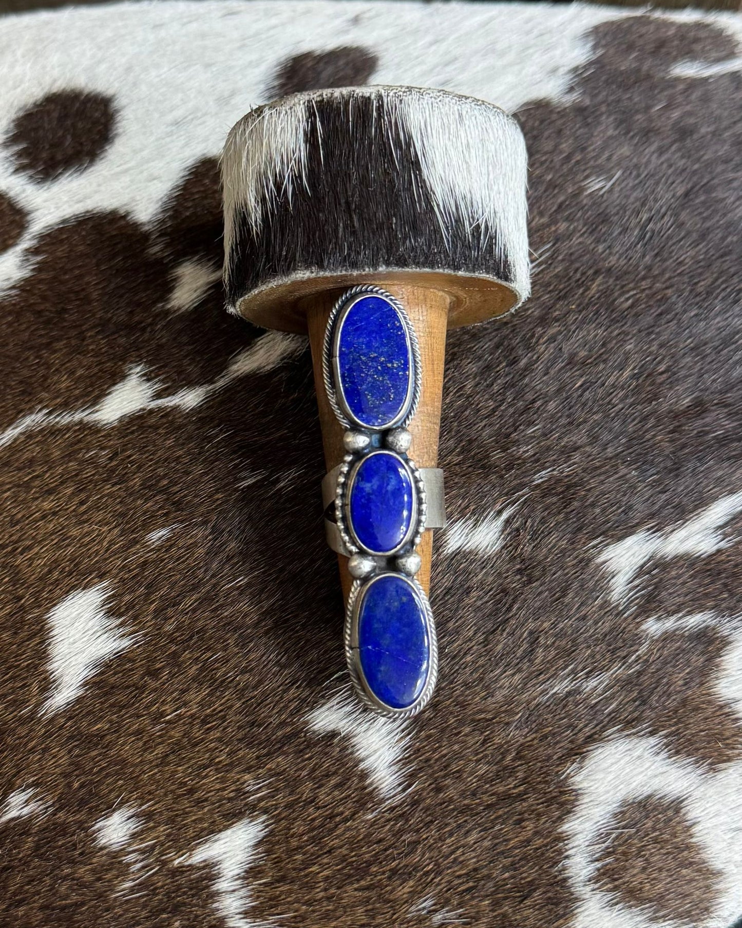 3 Stone Lapis Adj. Ring *Native