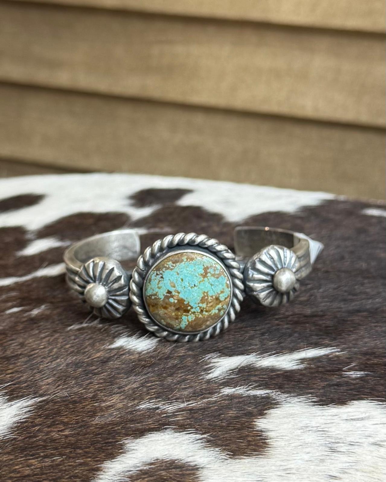 Bezel Twisted #8 Cuff *Native