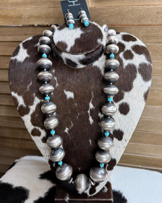 31" 23mm-32mm Graduated Navajo Pearl Necklace