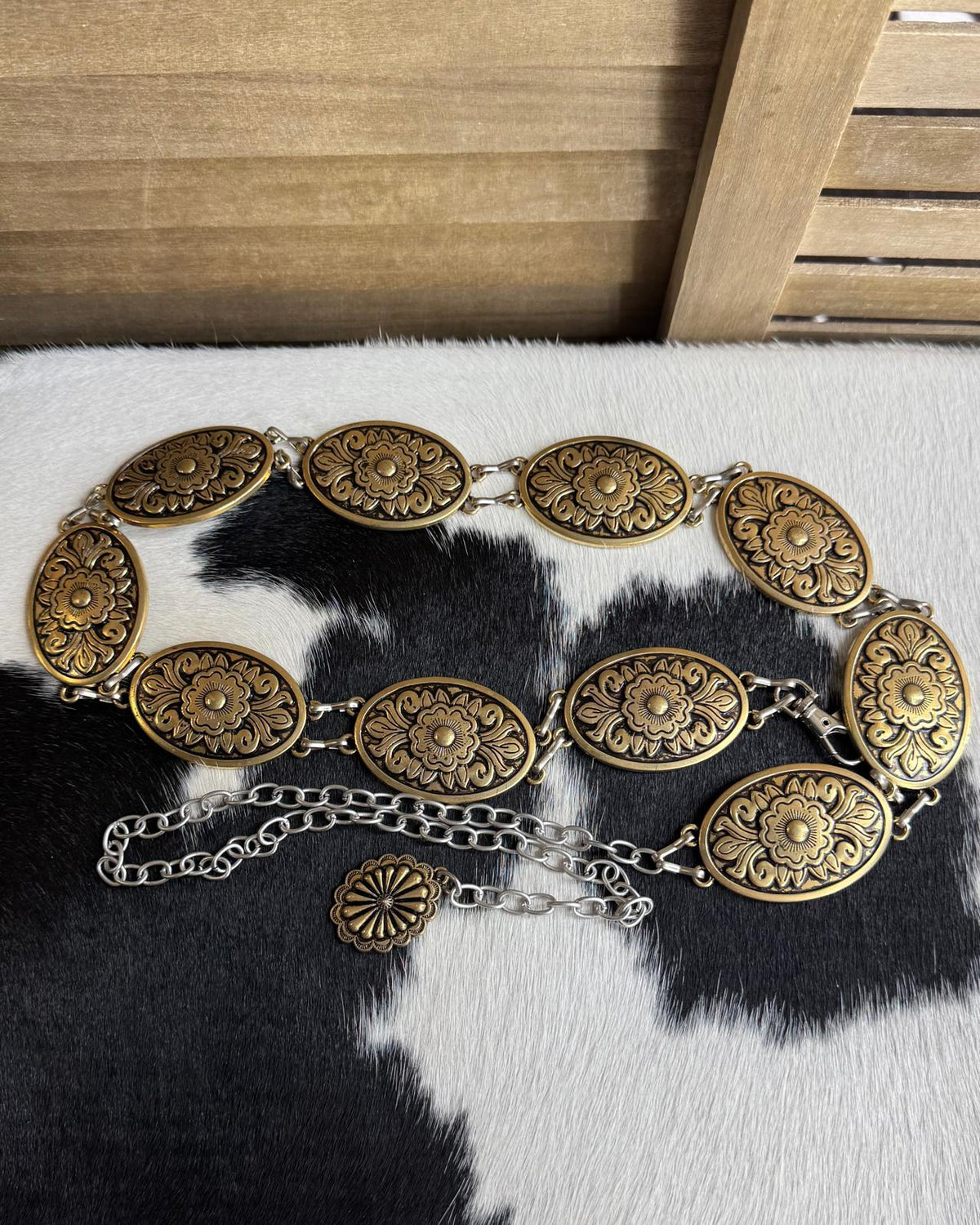 Gold Flower Oval Belt