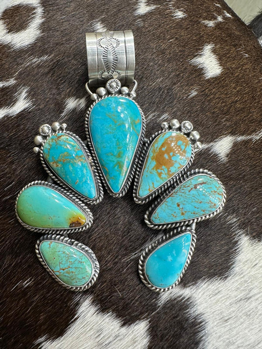 Chunky Naja Pendant *Native